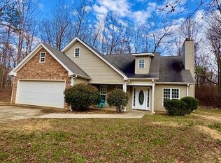 41 Oakmont Dr, Cleveland, GA 30528