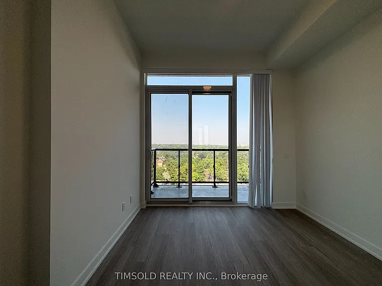 8188 Yonge St #916 — Photo 7