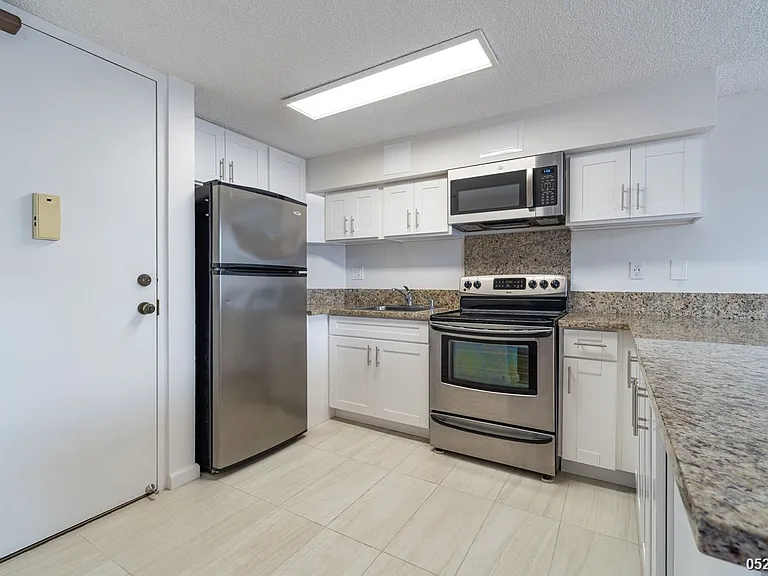 909 Coolidge St #602 — Photo 15