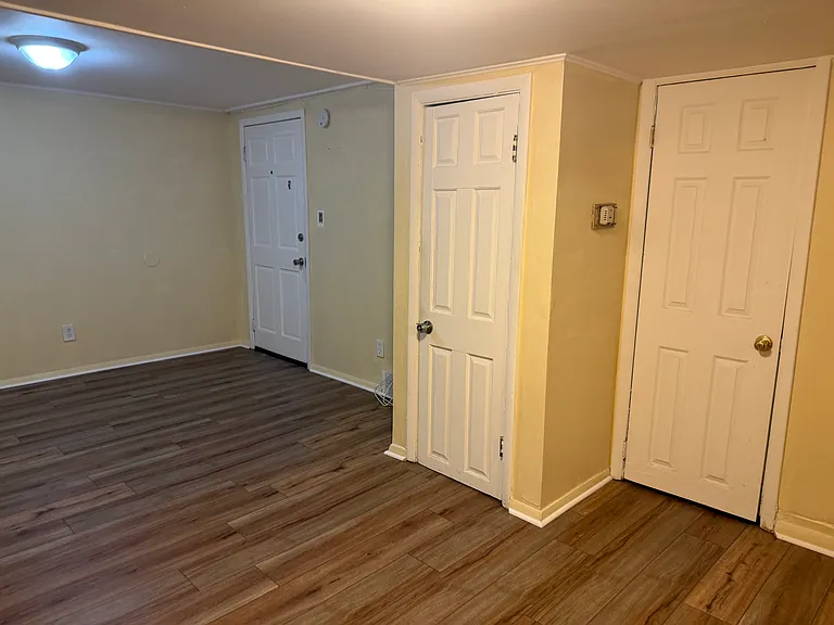 15 Crown Ter #BASEMENT — Photo 9