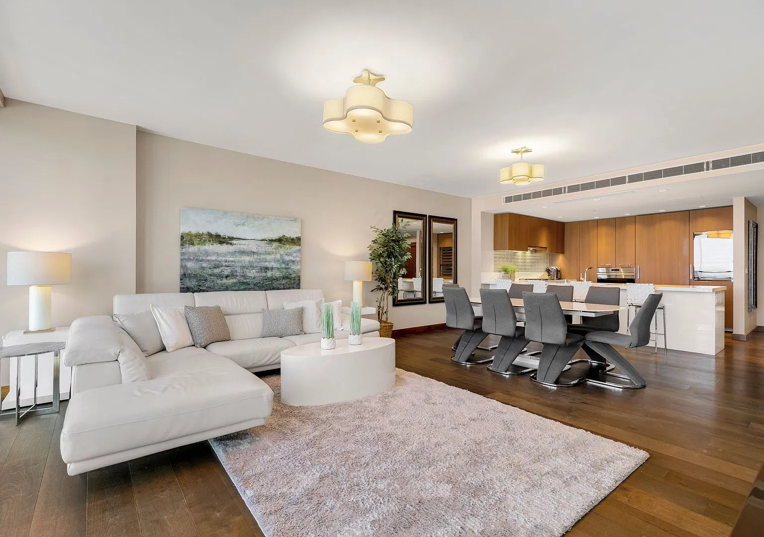 ONE Ala Moana 1300 — Photo 2