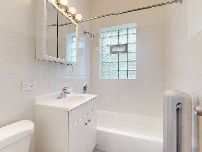 5415 S. Woodlawn Avenue — Photo 48