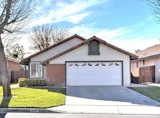 1157 W Van Koevering St, Rialto, CA 92376