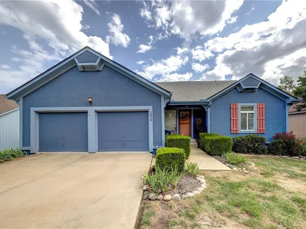 1616 N Hunter Dr, Olathe, KS 66061