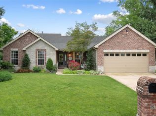 8 Sidesaddle Ct, Imperial, MO 63052