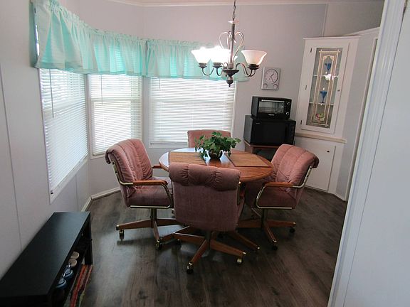 5th image of 1701 W Commerce Ave #49