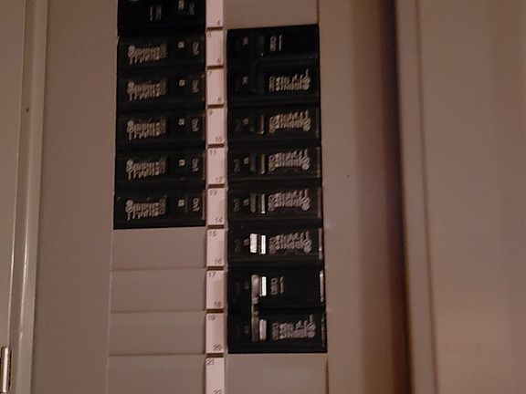 3rd image of 51 Rockwood Ave