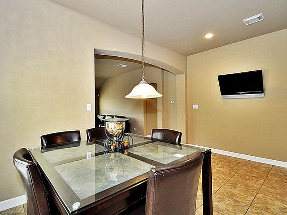 4th image of 8719 Sunrise Terrace Ln