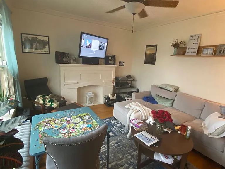 4339-4349 N Wolcott Ave — Photo 9