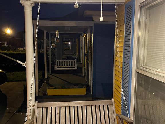 2nd image of 924 Blythe St