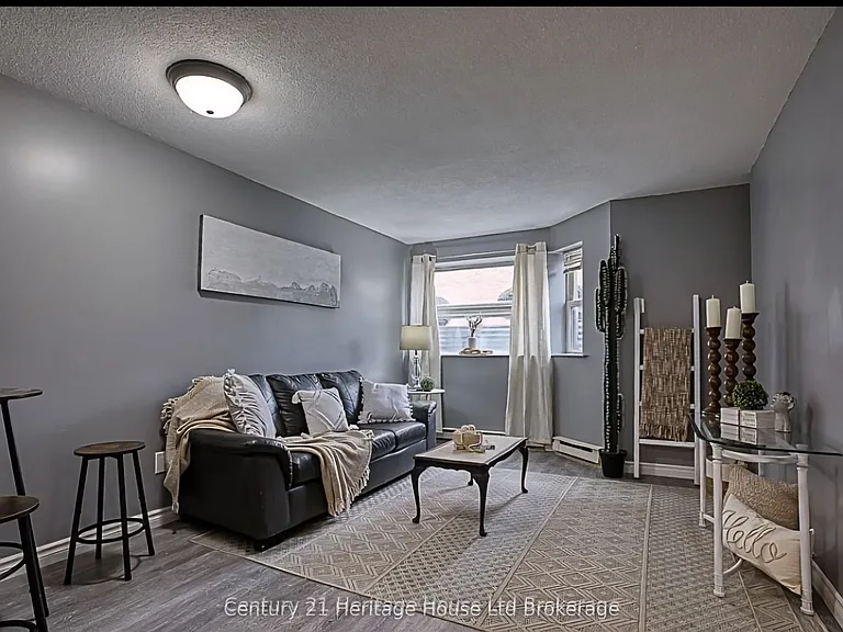64 Hiawatha Rd #13 — Photo 8