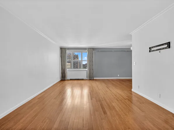 205 3rd Avenue image 2 of 13