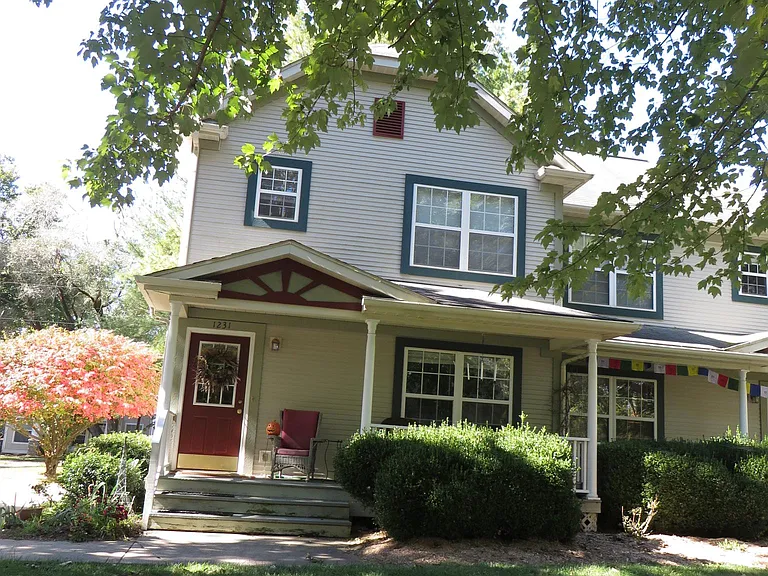 1230 E Tylers Turn — Photo 14