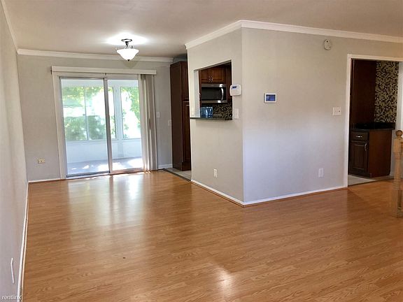 D5275C51-76F5-4CEA-A779-EE673E4E2868