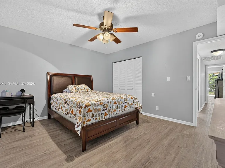 2404 Antigua Cir #M2 — Photo 14