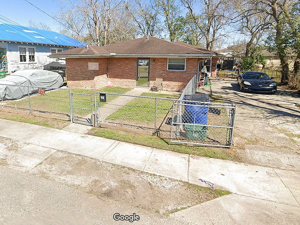 1st image of 813 Governor Hall St