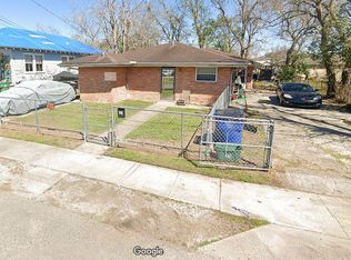 813 Governor Hall St, Gretna, LA 70053