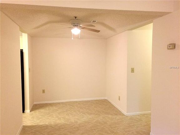 3rd image of 6001 Laketree Ln APT G