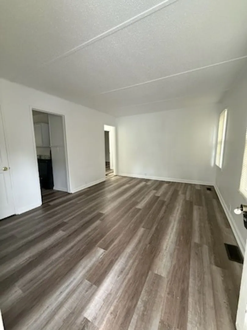 New renovation 2BR/1BA — Photo 2