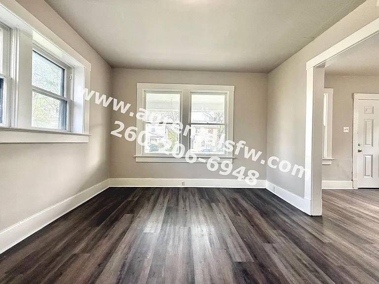 1023 Hamilton Ave — Photo 4