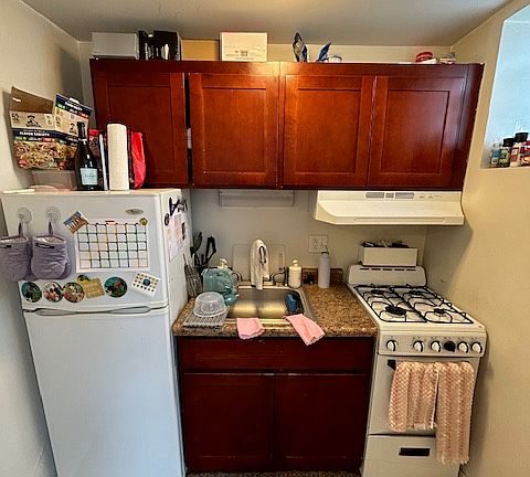 3rd image of 5206 S Harper Ave #306