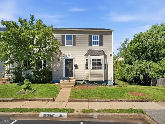 2nd image of 9020 Old Hickory Ct