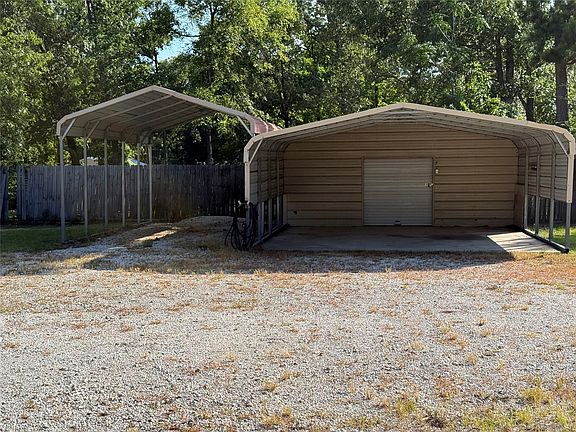 3rd image of 40 Saint Croix Dr