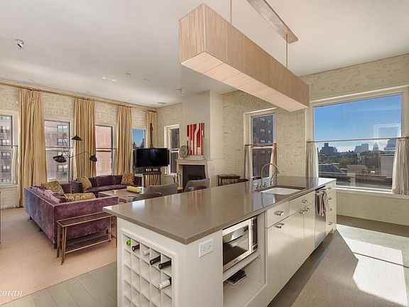5th image of 24 Horatio St APT 3