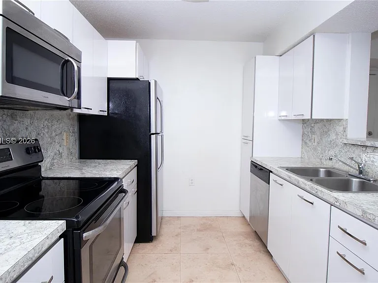 15077 SW 103rd Ter #8110 — Photo 10