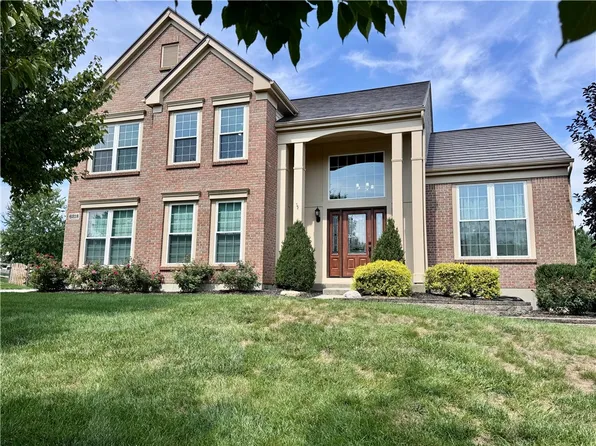 6218 Hedgerow Dr, West Chester, OH 45069