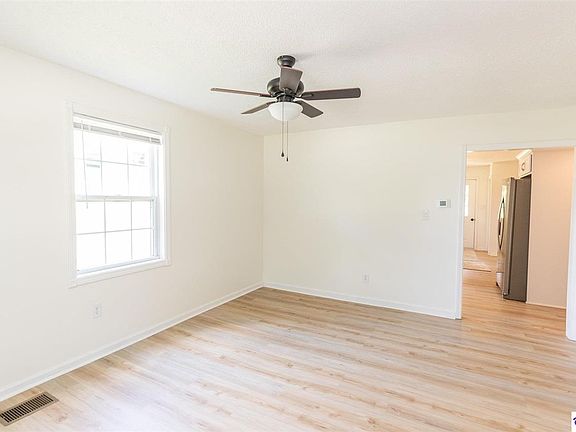 4th image of 110 S Mill St