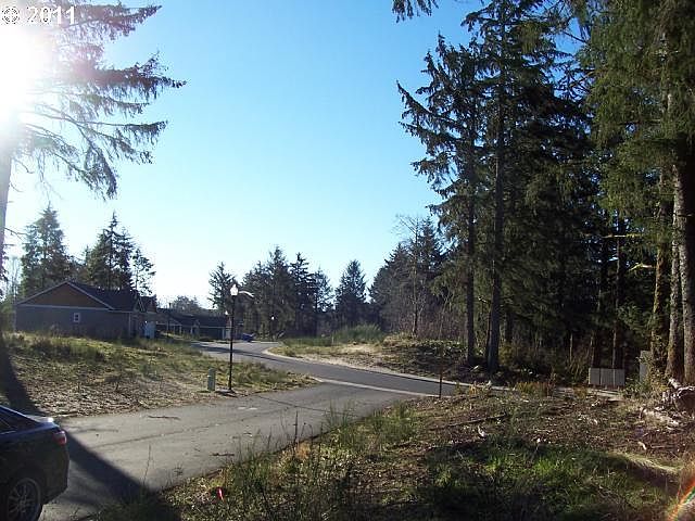 2nd image of 1575 Pacific Ridge Ln