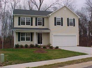 1018 Woodland Point Dr, Kernersville, NC 27284