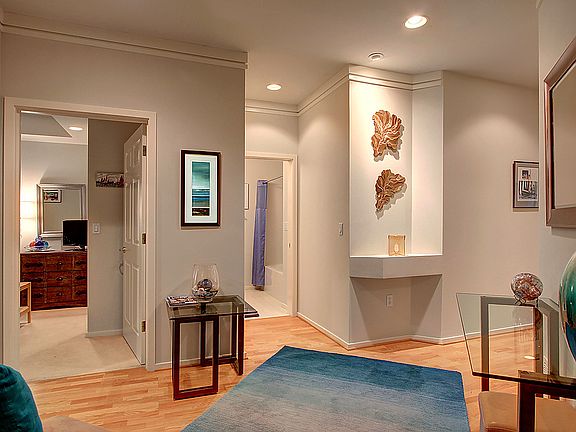 4th image of 1709 134th Ave SE APT 4