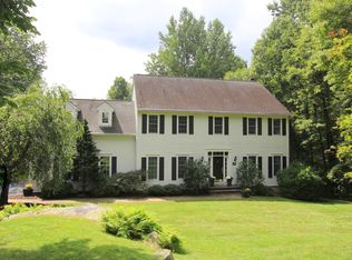 19 Carole Pl, Mahopac, NY 10541