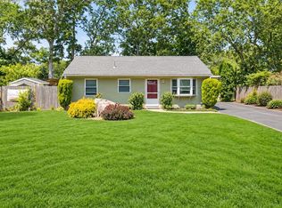 5 Birch St, Bourne, MA 02532