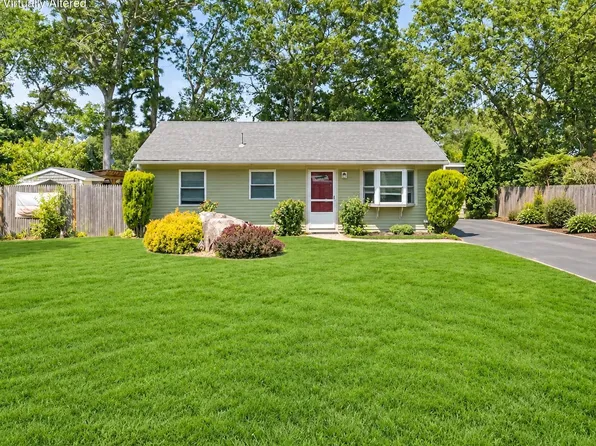 5 Birch Street, Buzzards Bay, MA 02532