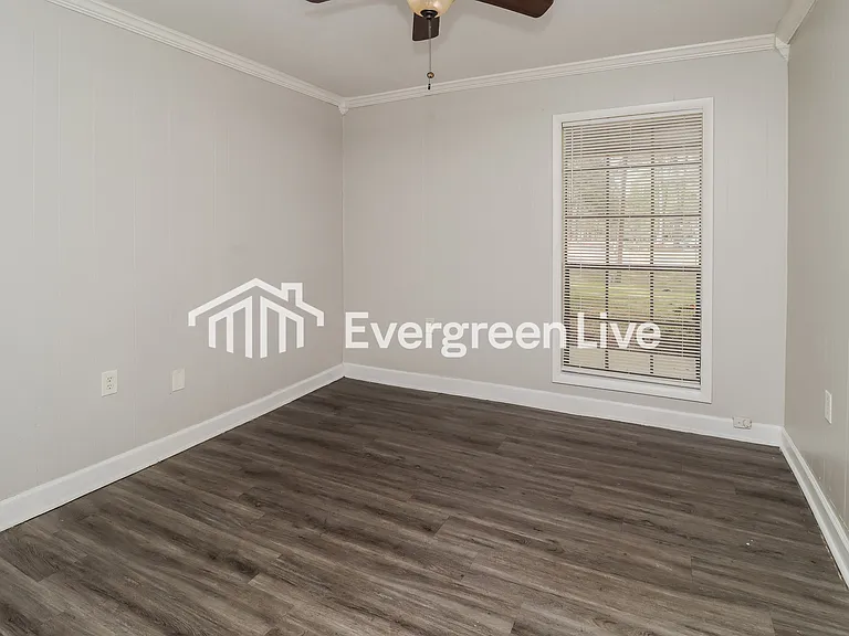 125 Dogwood Cir — Photo 11
