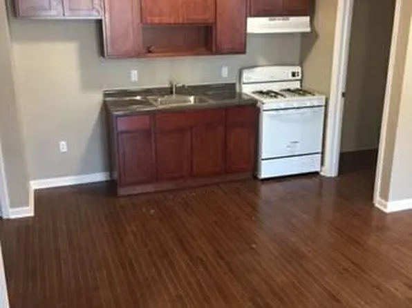 137 Godwin Ave, Paterson, NJ 07501