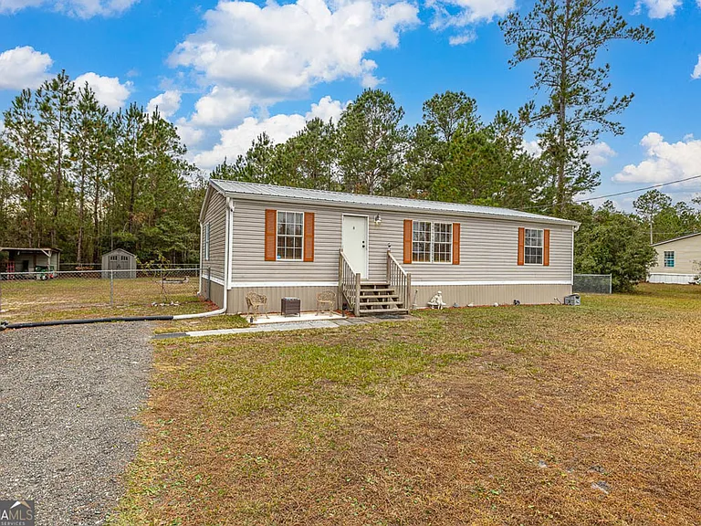 1093 Timber Landing Rd — Photo 1