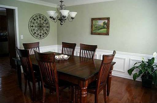 4th image of 468 Timberlea Lake Dr SE