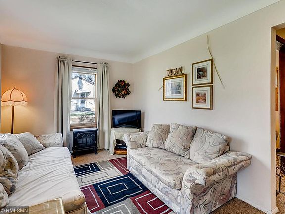 2nd image of 2110 Margaret St