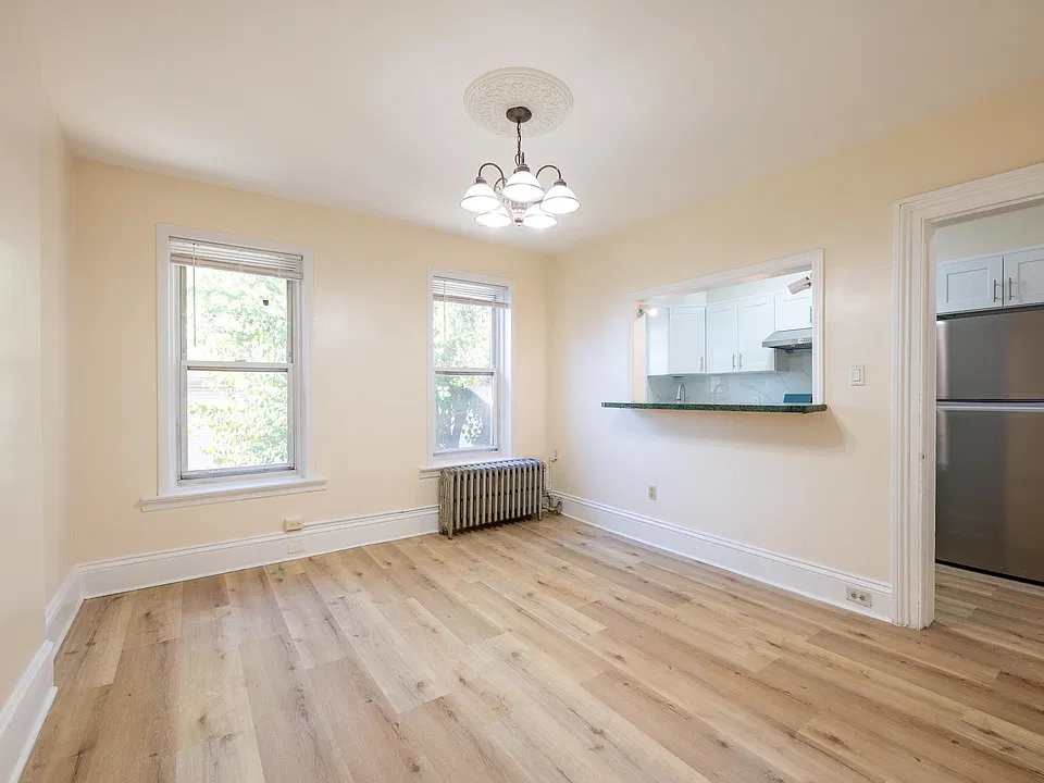 85 Magnolia Ave #2