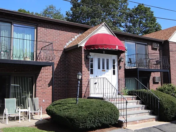 141 Essex St APT B6, Saugus, MA 01906