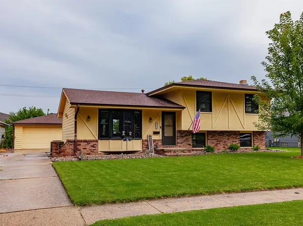 509 NW Logan St, Ankeny, IA 50023