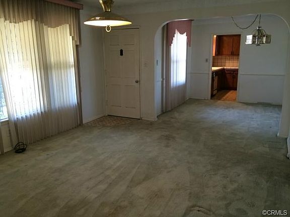 5th image of 12135 S Main St