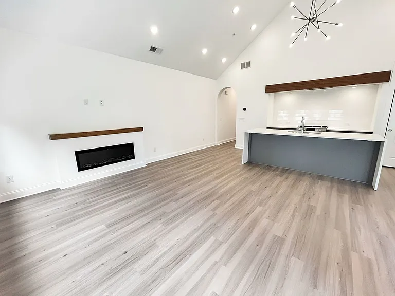 403 Burgundy Way — Photo 42