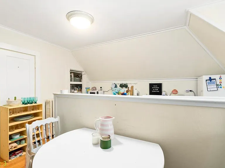668 Middle St #3 — Photo 7