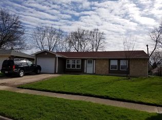 343 Joslyn Dr, Elgin, IL 60120