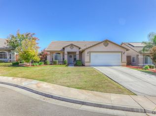 1725 Fornax Ct, Bakersfield, CA 93306